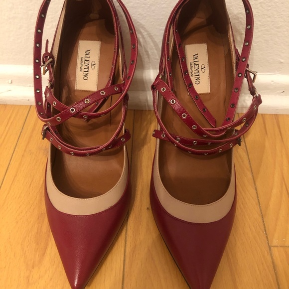 VALENTINO Love Latch Leather Pumps - Picture 7 of 8